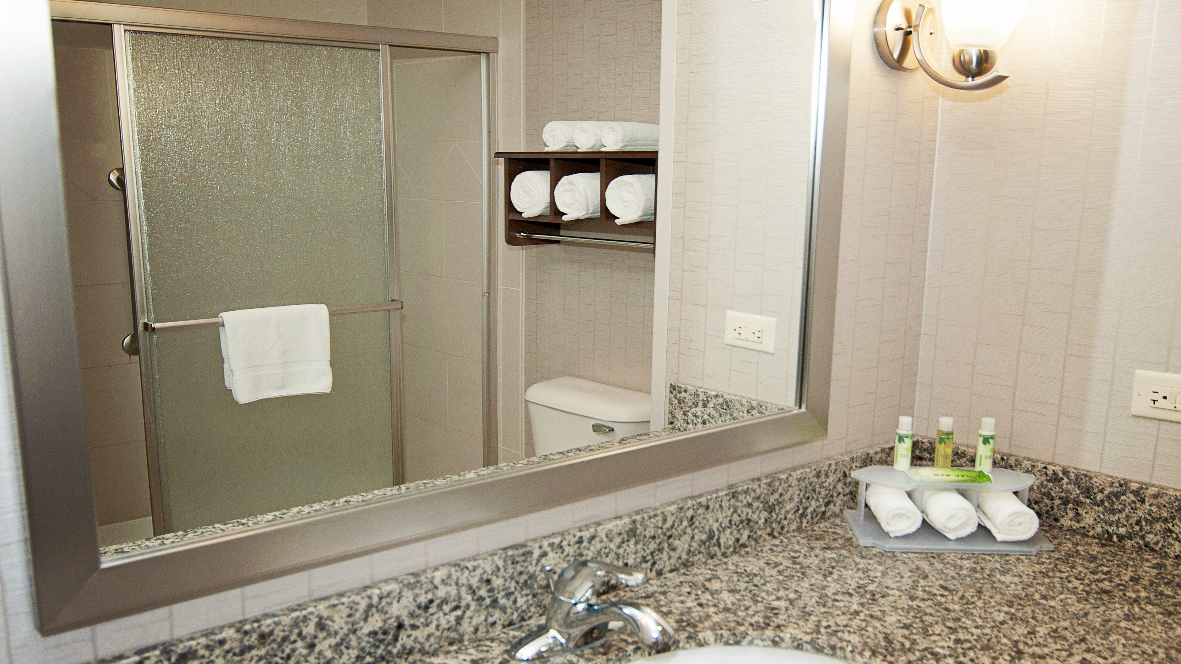 Holiday Inn Express Hotel & Suites Wichita Northeast By Ihg Екстериор снимка