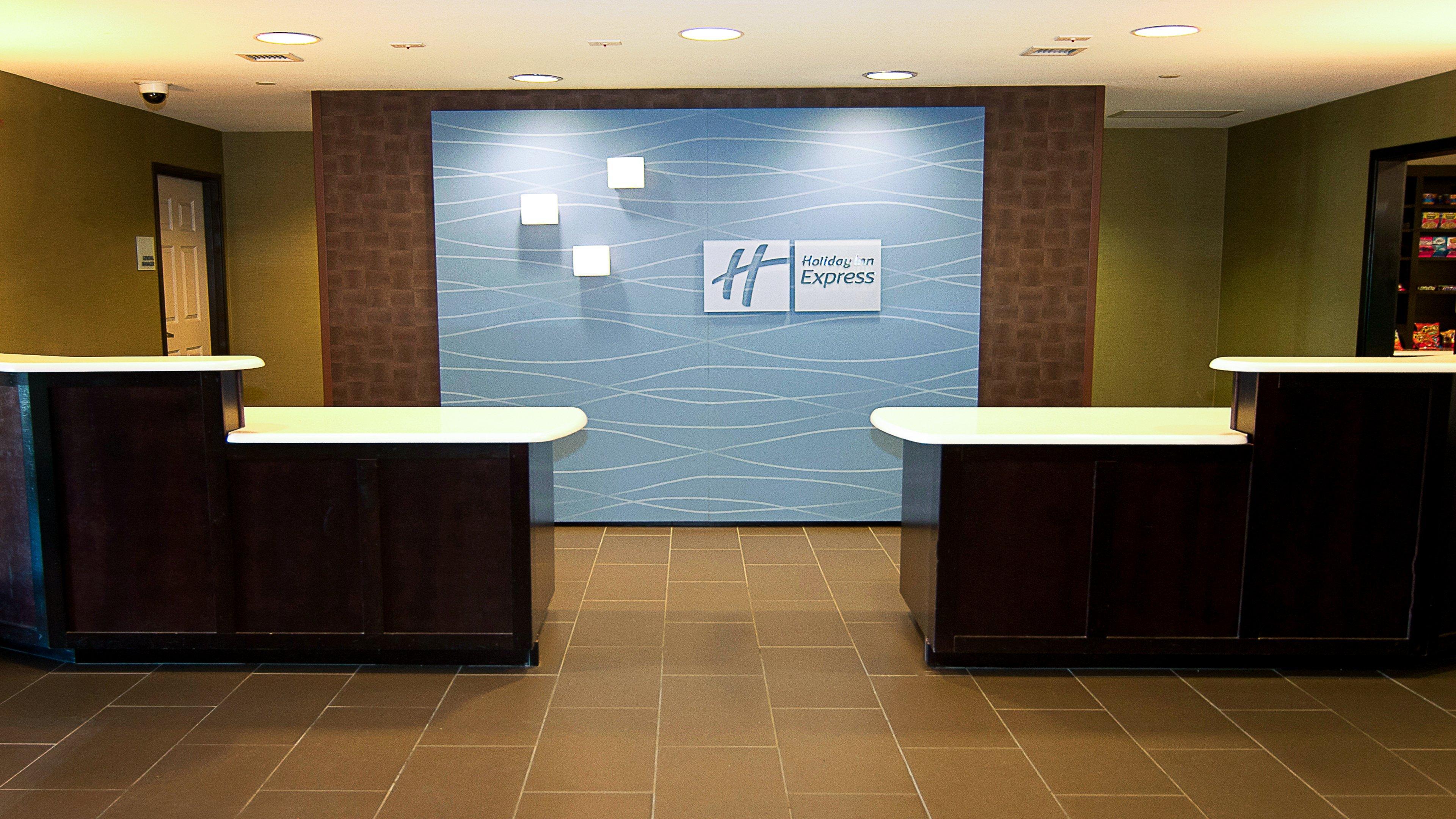 Holiday Inn Express Hotel & Suites Wichita Northeast By Ihg Екстериор снимка