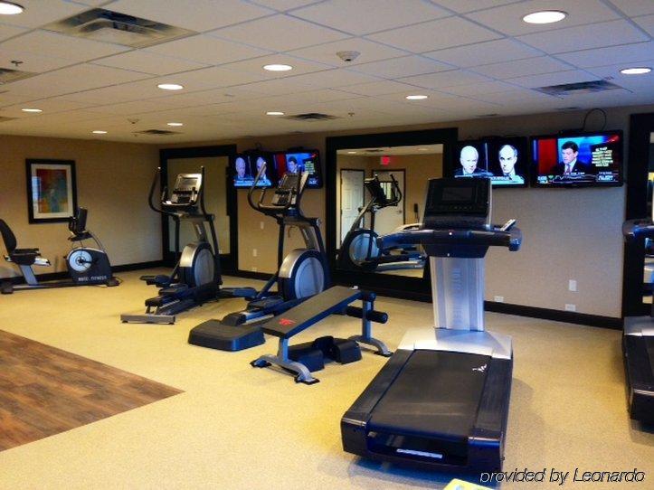 Holiday Inn Express Hotel & Suites Wichita Northeast By Ihg Екстериор снимка